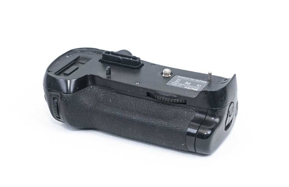 Grip pentru Nikon D800 - Neewer / Meike