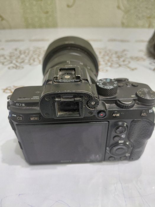 Sony a7 iii Sotiladi