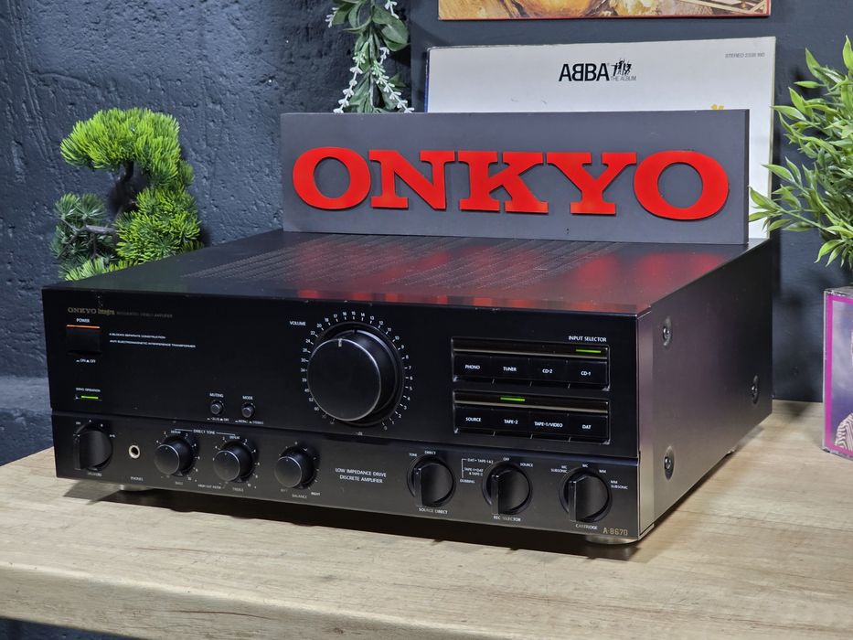 Amplificator ONKYO INTEGRA A-8670, hifi stereo retro ,2x105w 8 ohm