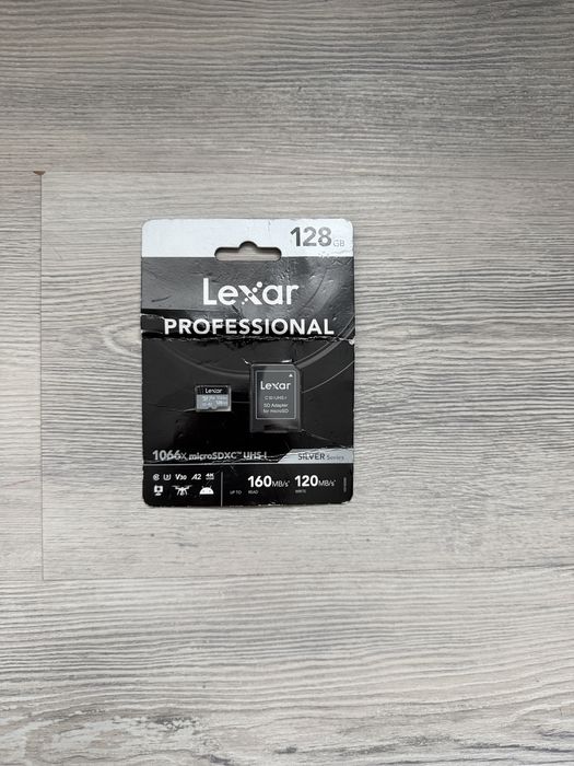 GoPro Hero 11 Black + 4 baterii + 256GB + kit complet accesorii