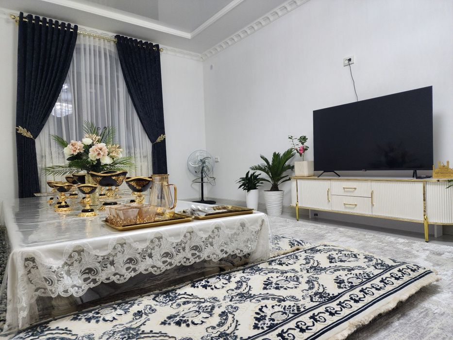 Уй сотилади Янги Хаёт тумани Чорток махалла 6сотих 2кават тулик б