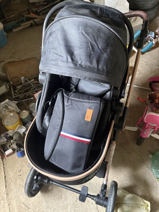 Новая детская коляска