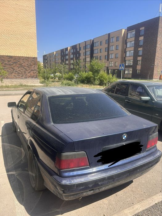Продаю bmw e36 318i