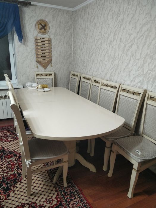 Продам стол со стульями