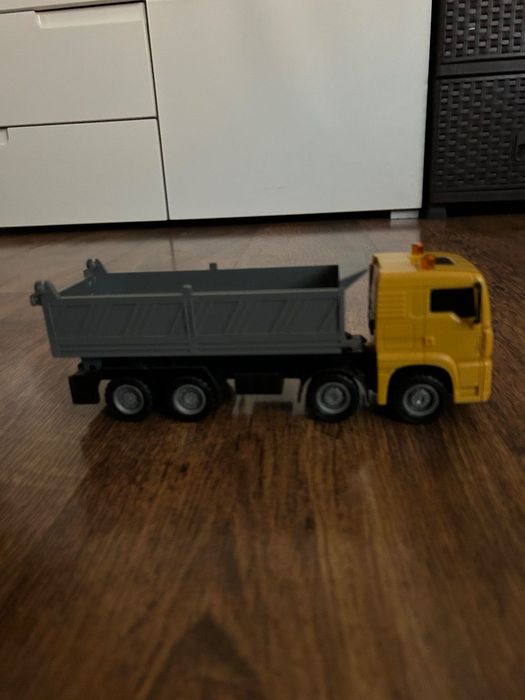 Детска играчка камион man