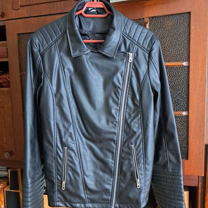 Geaca neagra dama, piele ecologica