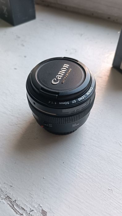 Обьектив Canon 50 мм