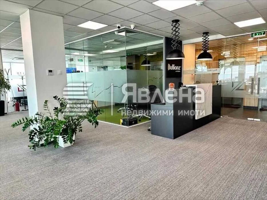 Дава се под наем Офис в София, Център - 627 кв.м за 7281.27 € - Снимка #10