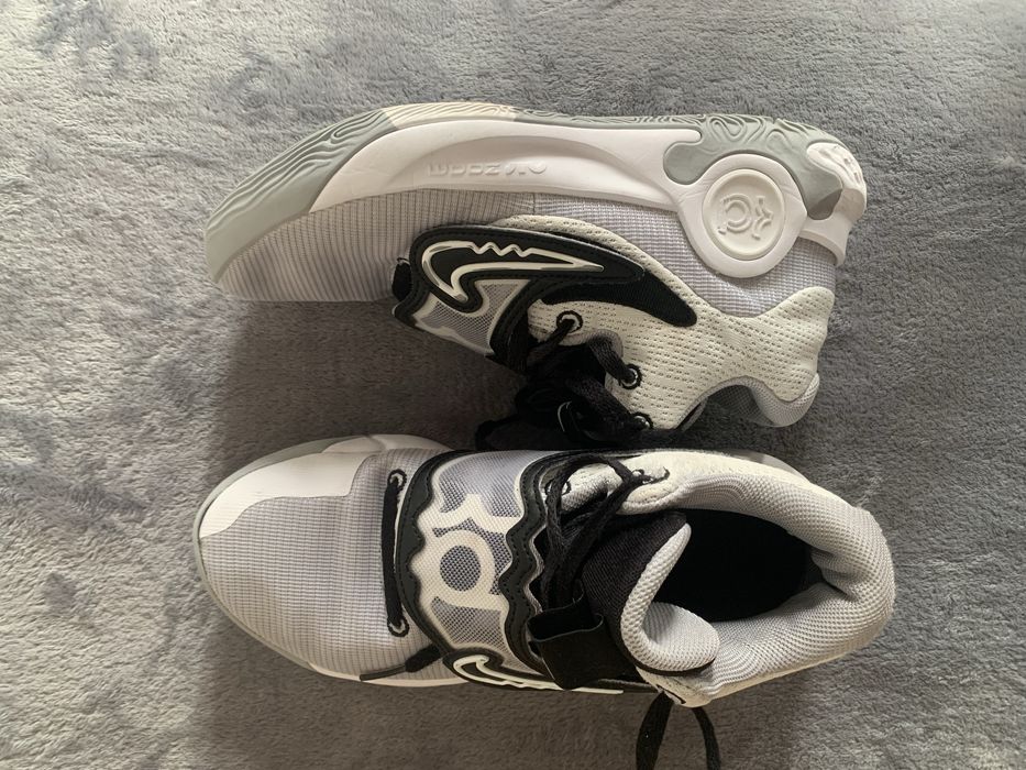 Спортни маратонки