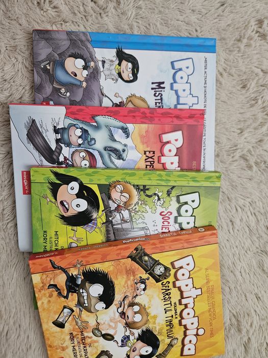 Set carti Poptropica