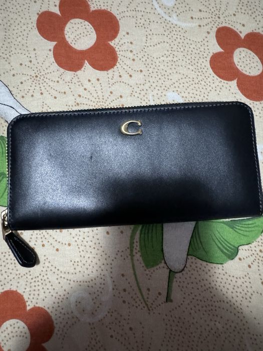 Portofel Coach ,culoare neagra din piele