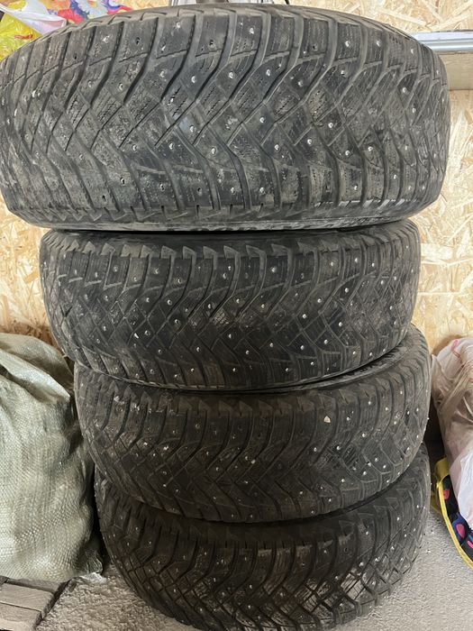Продам резину зимнюю б/у