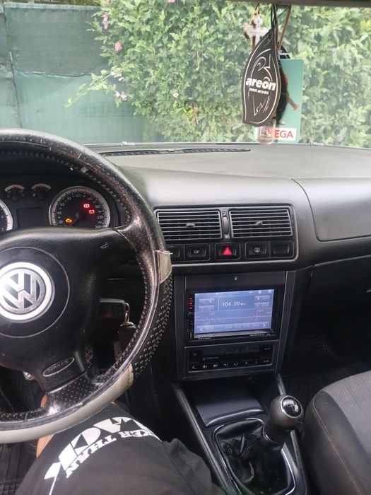 Vând golf 4, benzinar