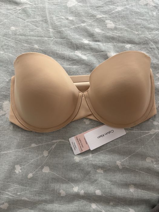 Calvin Klein-нов сутиен