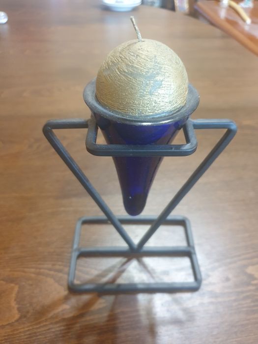 Декоративен свещеник