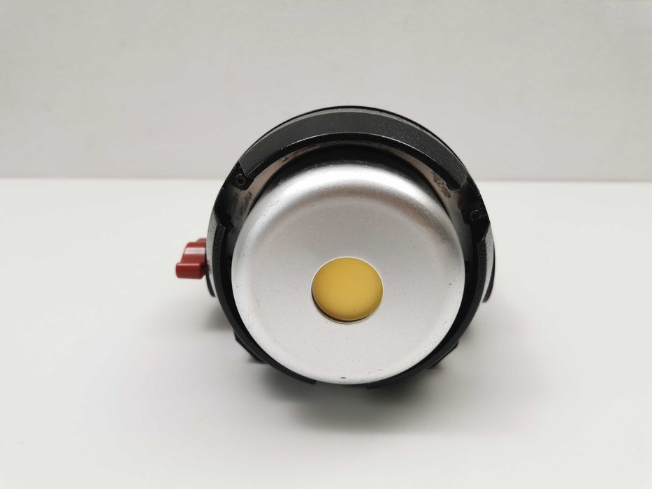 Aputure Light Storm COB 120D диодно постоянно осветление