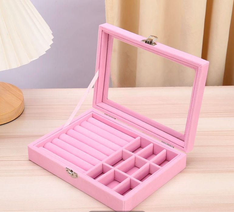 Шкатулки для украшений