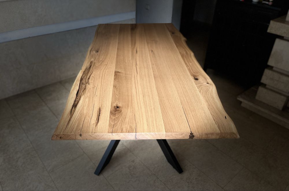 Трапезна маса от дъб с метални крака 160/85