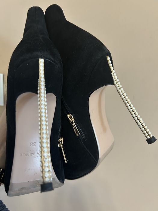 Eva Minge уникални боти