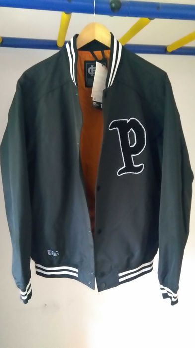 Куртка бомбер новая