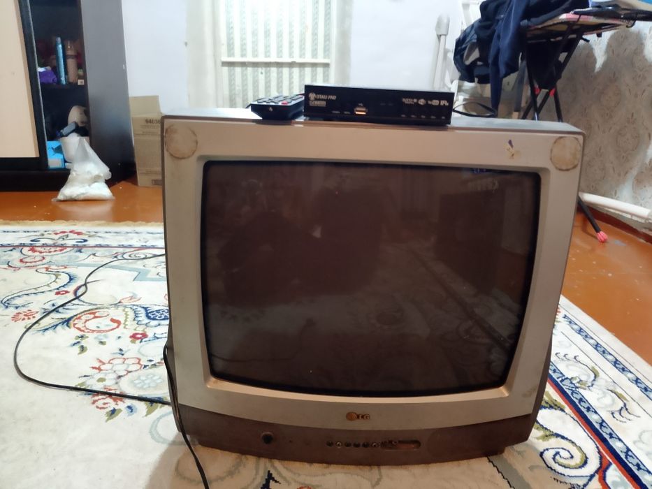 Телевизор,отау продам