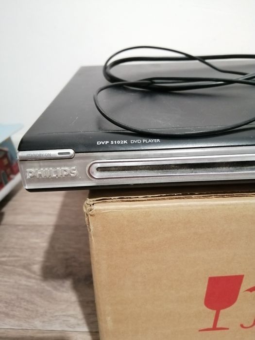 DVD проигрыватель PHILIPS