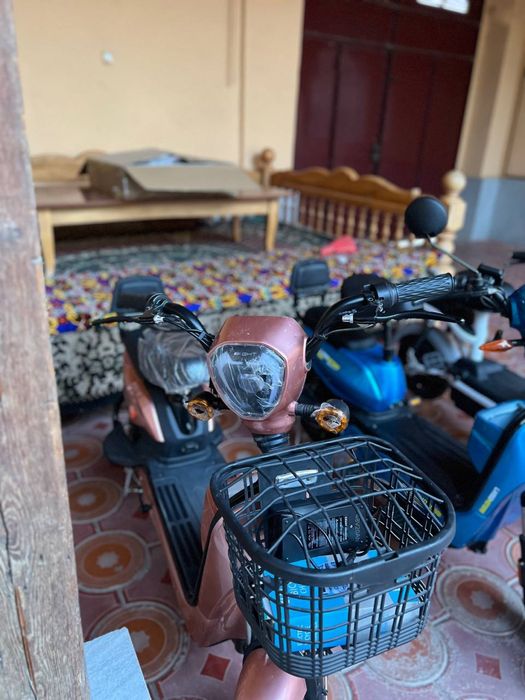 korieski skuter sotiladi yangi keldi.