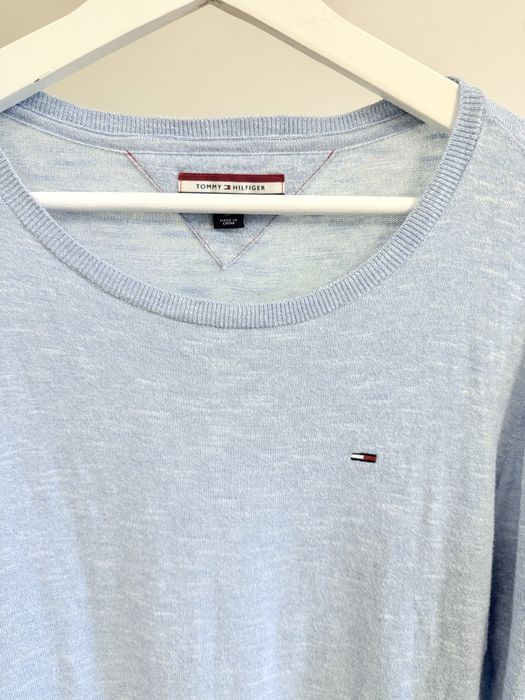 Tommu Hilfiger небесно син пуловер