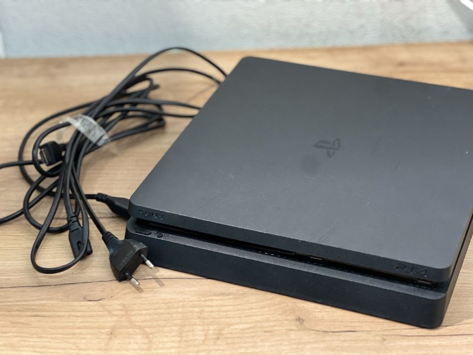 Продажа ps-4 slim срочна читать описаний