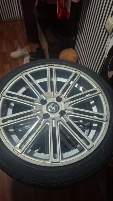 Продам шину 205/45/17