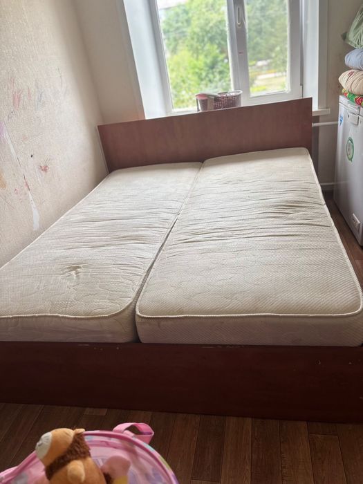 Продам двухспальный кровать