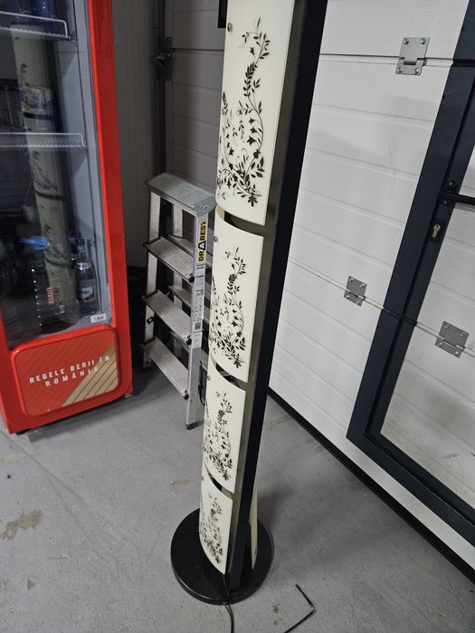 Lampa defecta partial