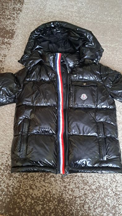 Vând geacă moncler mărimea  s