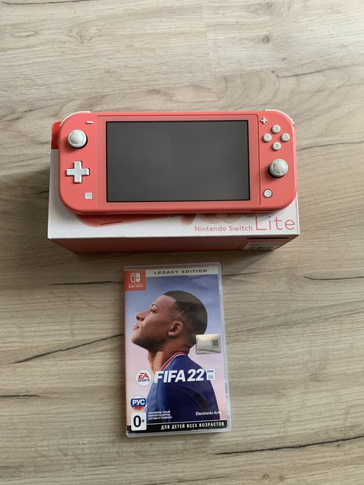 Продам Nintendo switch lite