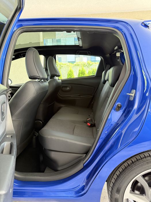 Toyota yaris 2018 Hybrid cutie automata panorama
