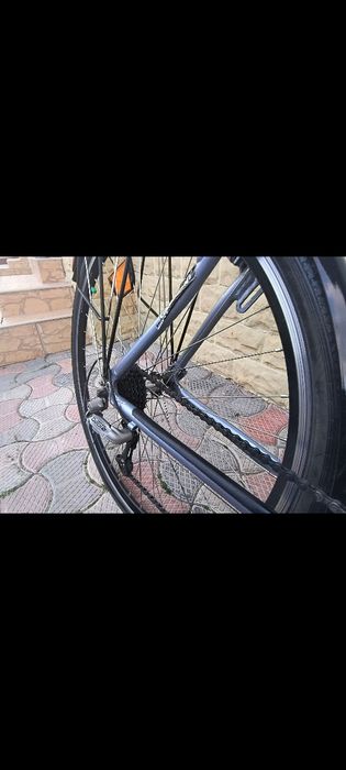 Vând bicicleta cu porpagaj