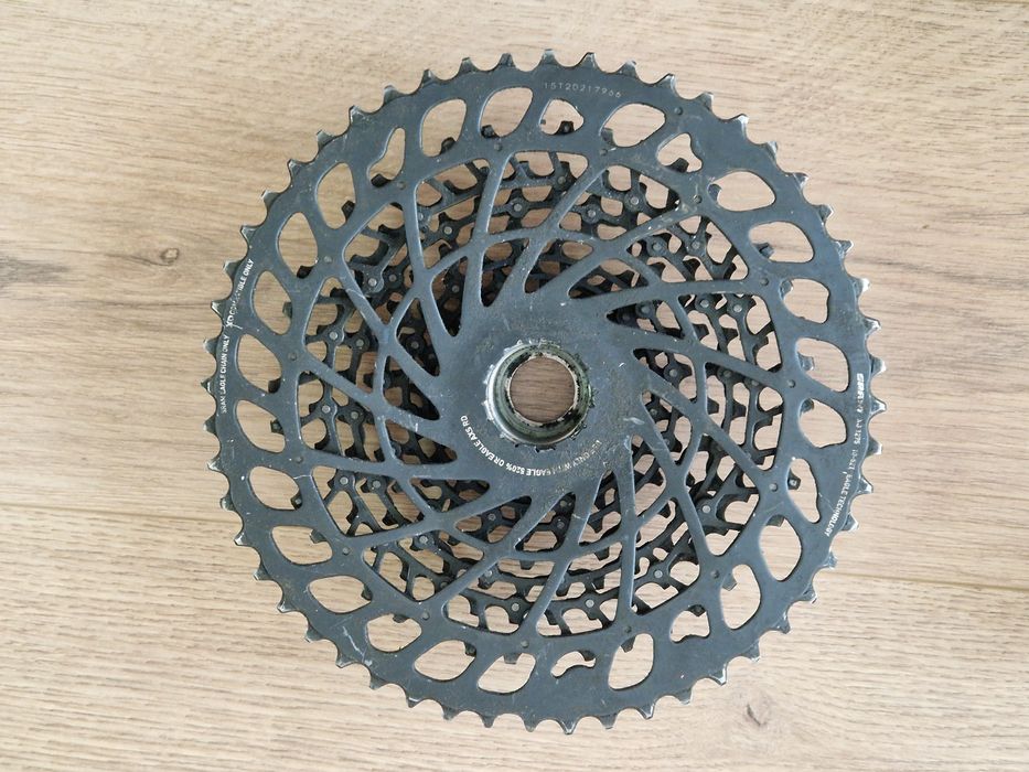ВЕНЕЦ КАСЕТА SRAM XG-1275 EAGLE BLACK 12S 10-52T
Кат. номер: ITM091636