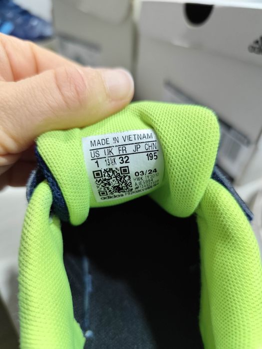 Маратонки Адидас adidas