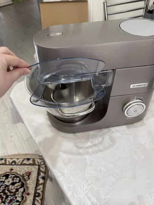 Кухонный комбайн Kenwood