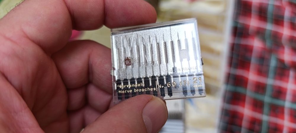 Продавам зъболекарски инструменти