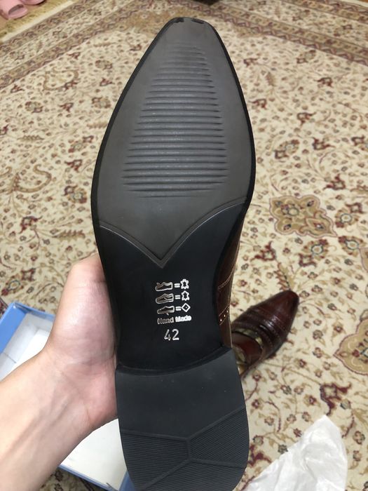 Продам туфли Silvio Toti, новые