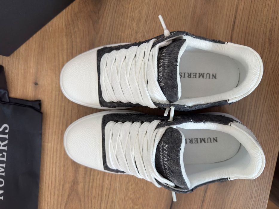 Adidași Numeris  marimea 40