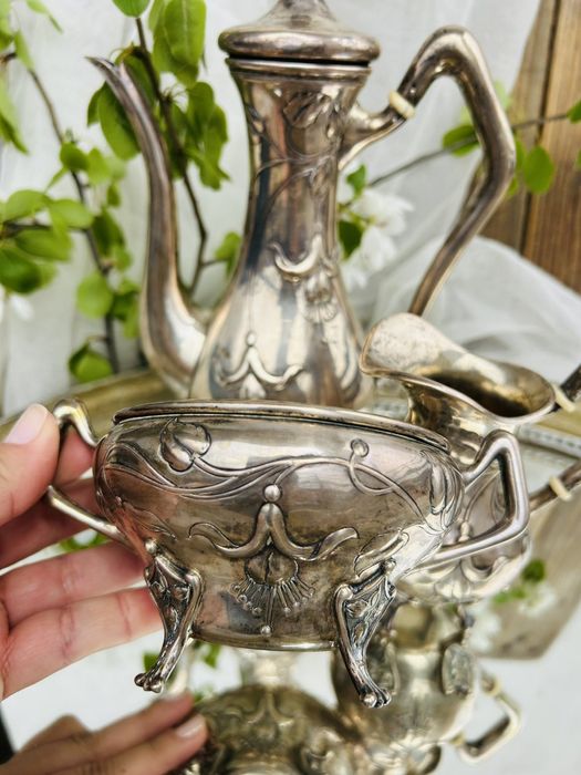 Сребърен сервиз за кафе