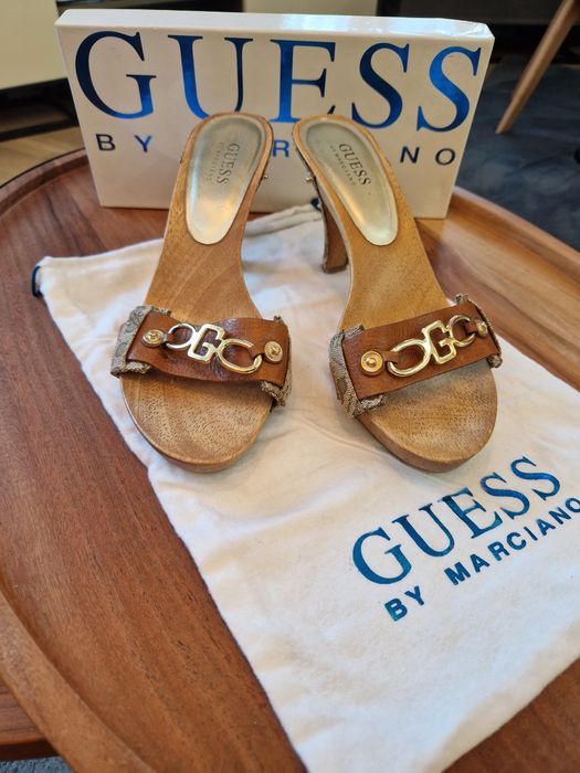 Guess - Дамски обувки с ток