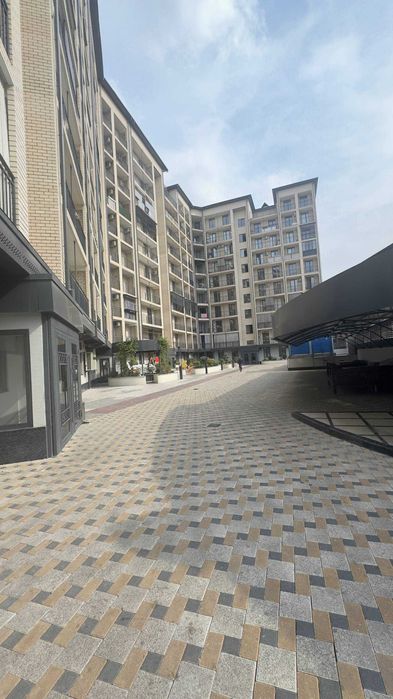 2-х комнатная на Сагбан ж/к Нурафшон Сарой,  80м2 новостройка