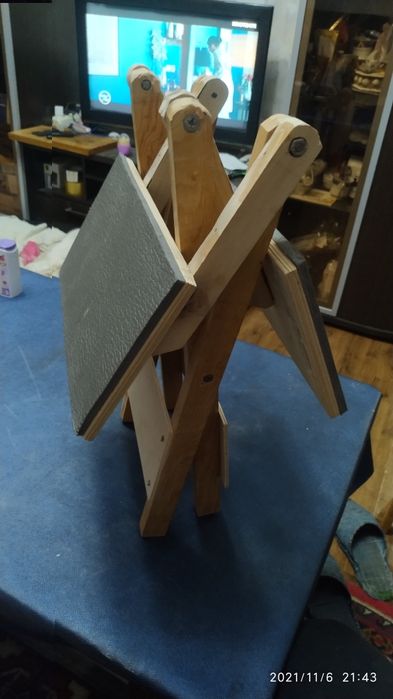 Продается табуретка складная, деревянная