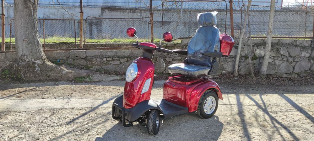 Електрическа четириколка SCE 340 за инвалиди до 20 км в час скорост