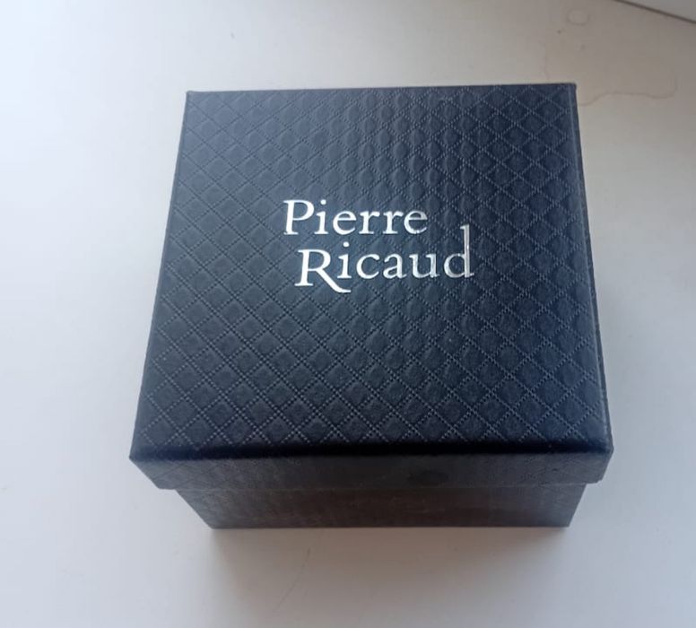Часы Pierre Ricaud