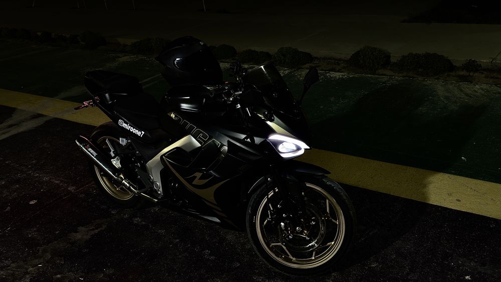 Sport bike motosikl -200cc tortishlari zo’r