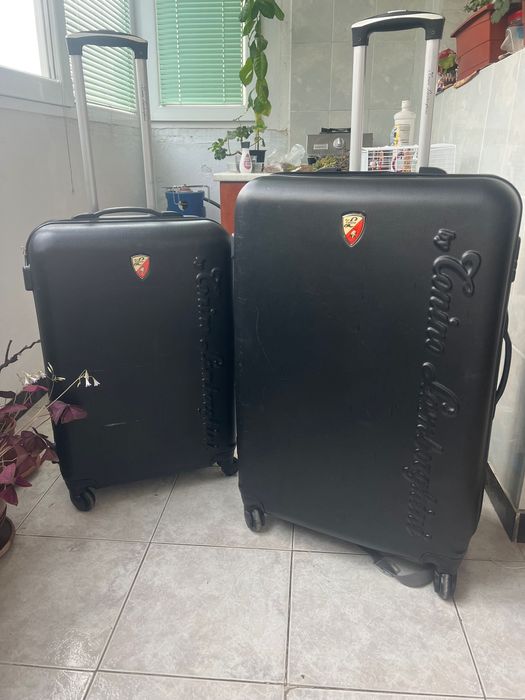 Два куфара за пътуване -карбон